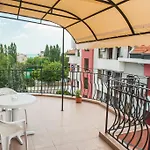 Fiore Guest house *